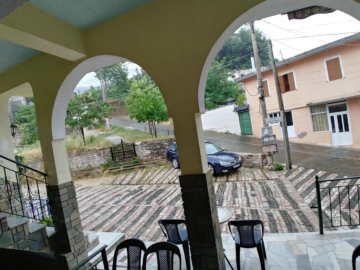 Guest House Urat Gjirokastër Exterior foto